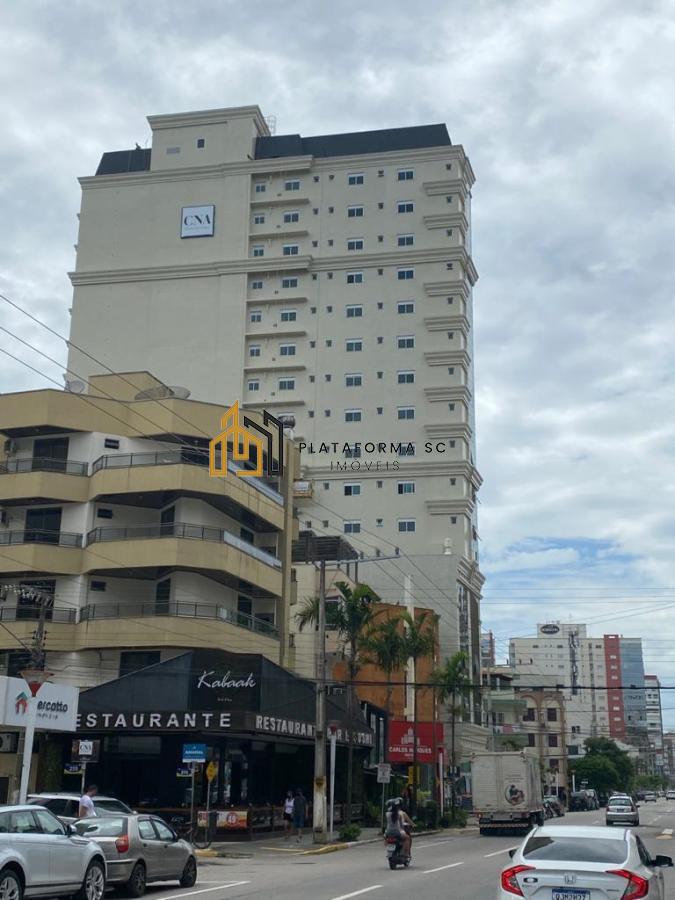 Apartamento à venda com 4 quartos, 156m² - Foto 6