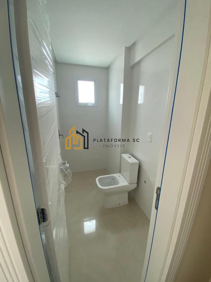 Apartamento à venda com 4 quartos, 156m² - Foto 32