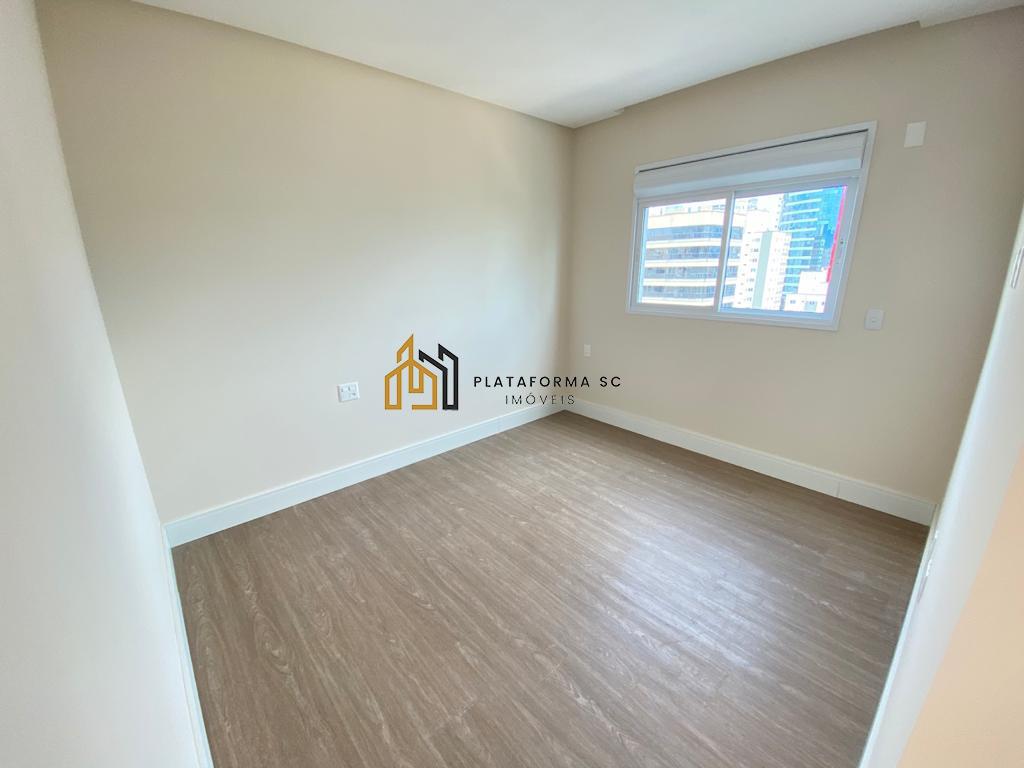 Apartamento à venda com 4 quartos, 156m² - Foto 48