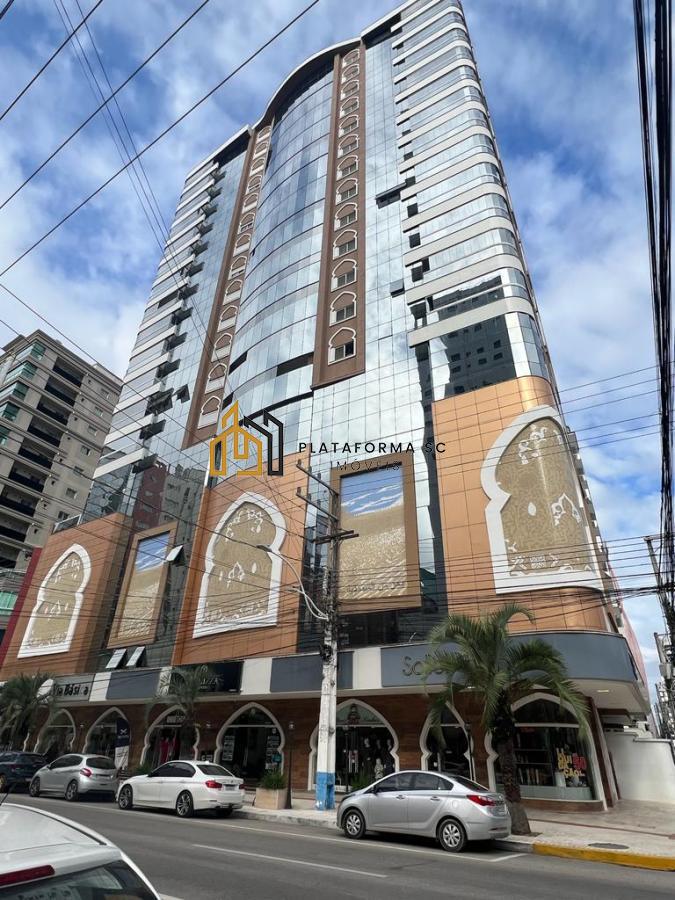 Apartamento à venda com 4 quartos, 222m² - Foto 10