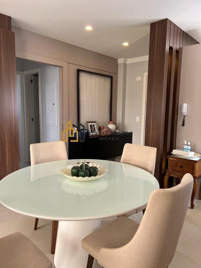 Apartamento à venda com 2 quartos, 78m² - Foto 5