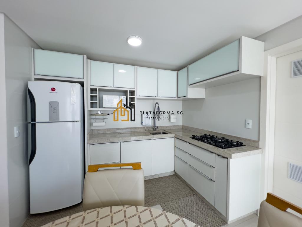 Apartamento à venda com 3 quartos, 123m² - Foto 9