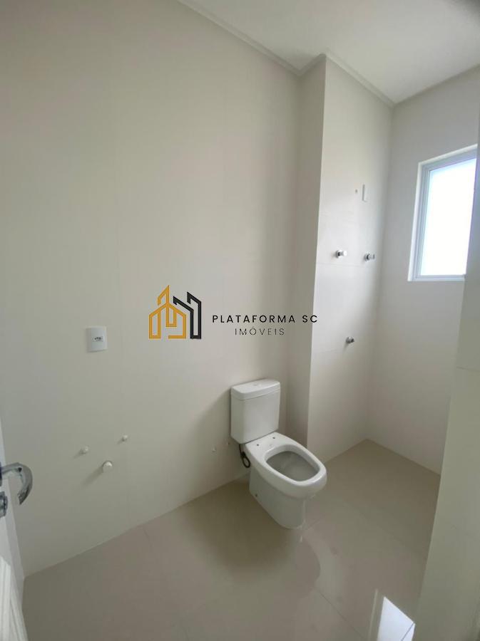 Apartamento à venda com 4 quartos, 195m² - Foto 17