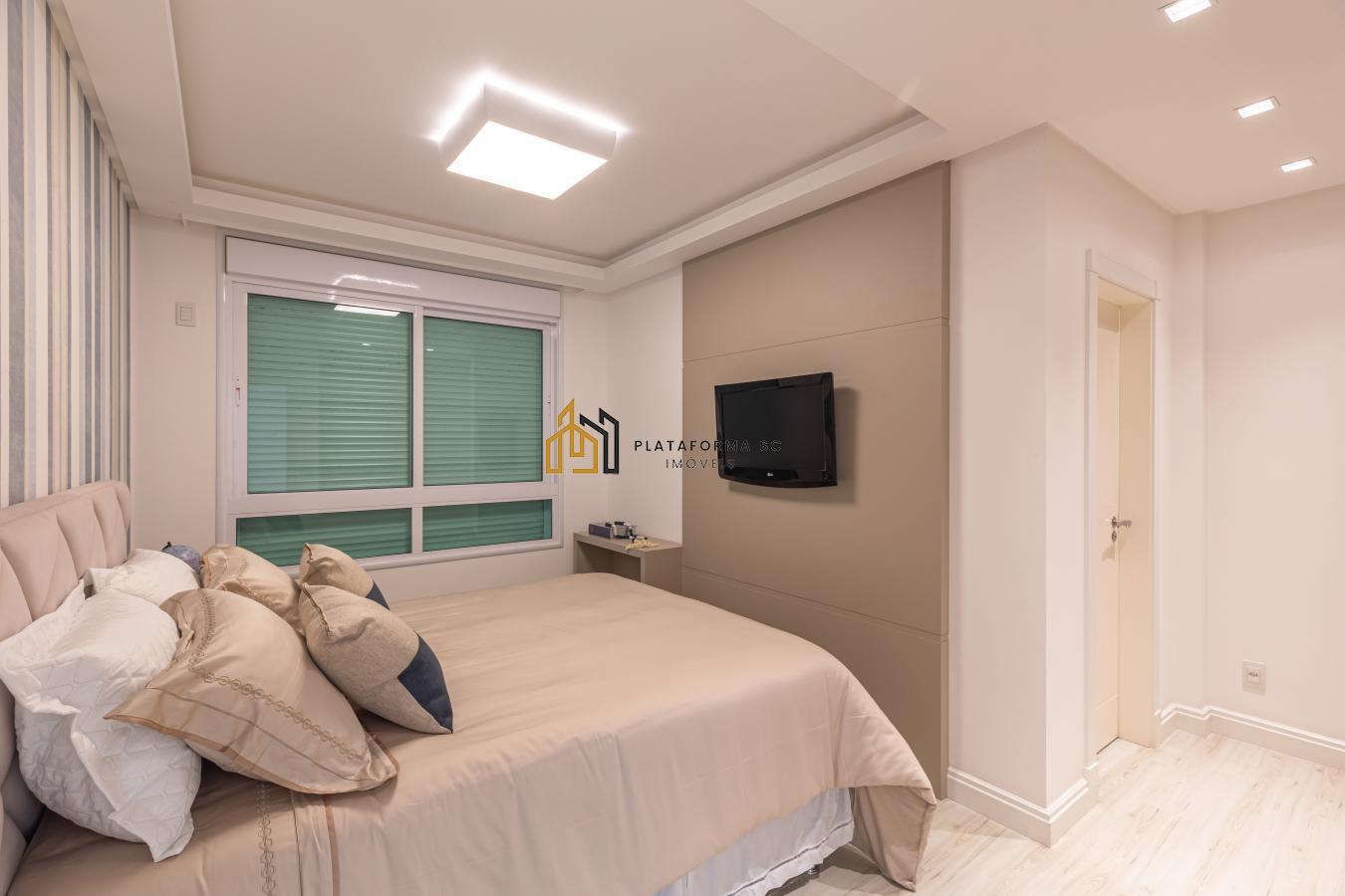 Apartamento à venda com 4 quartos, 273m² - Foto 12