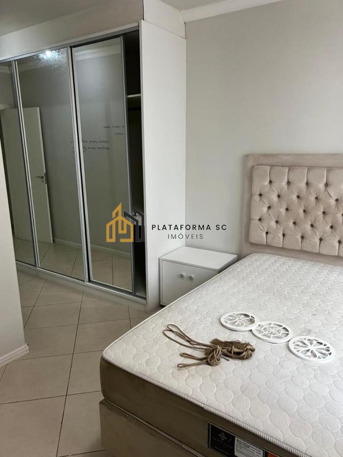 Apartamento à venda com 3 quartos, 134m² - Foto 9