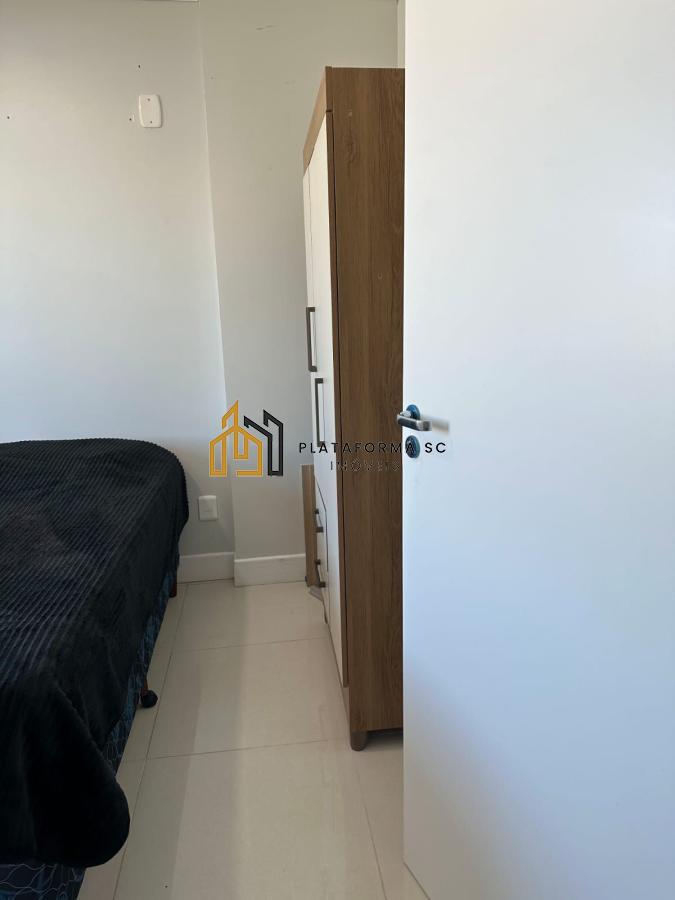 Apartamento à venda com 2 quartos, 82m² - Foto 4