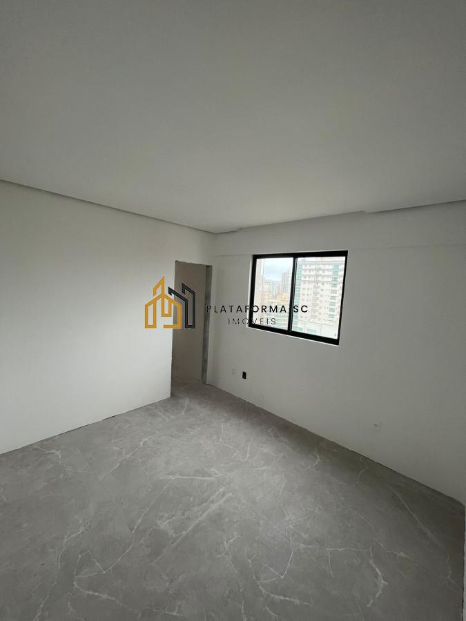 Apartamento à venda com 3 quartos, 140m² - Foto 6