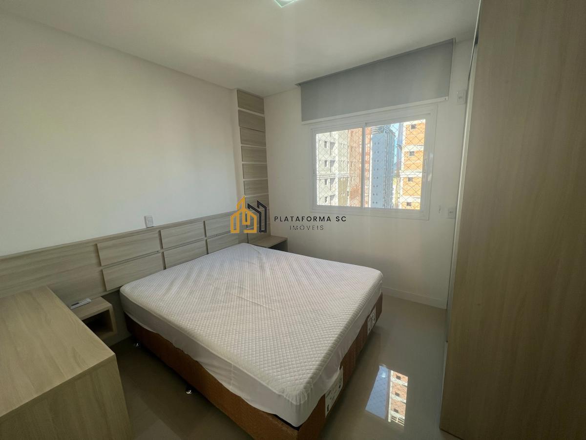 Apartamento à venda com 3 quartos, 134m² - Foto 10