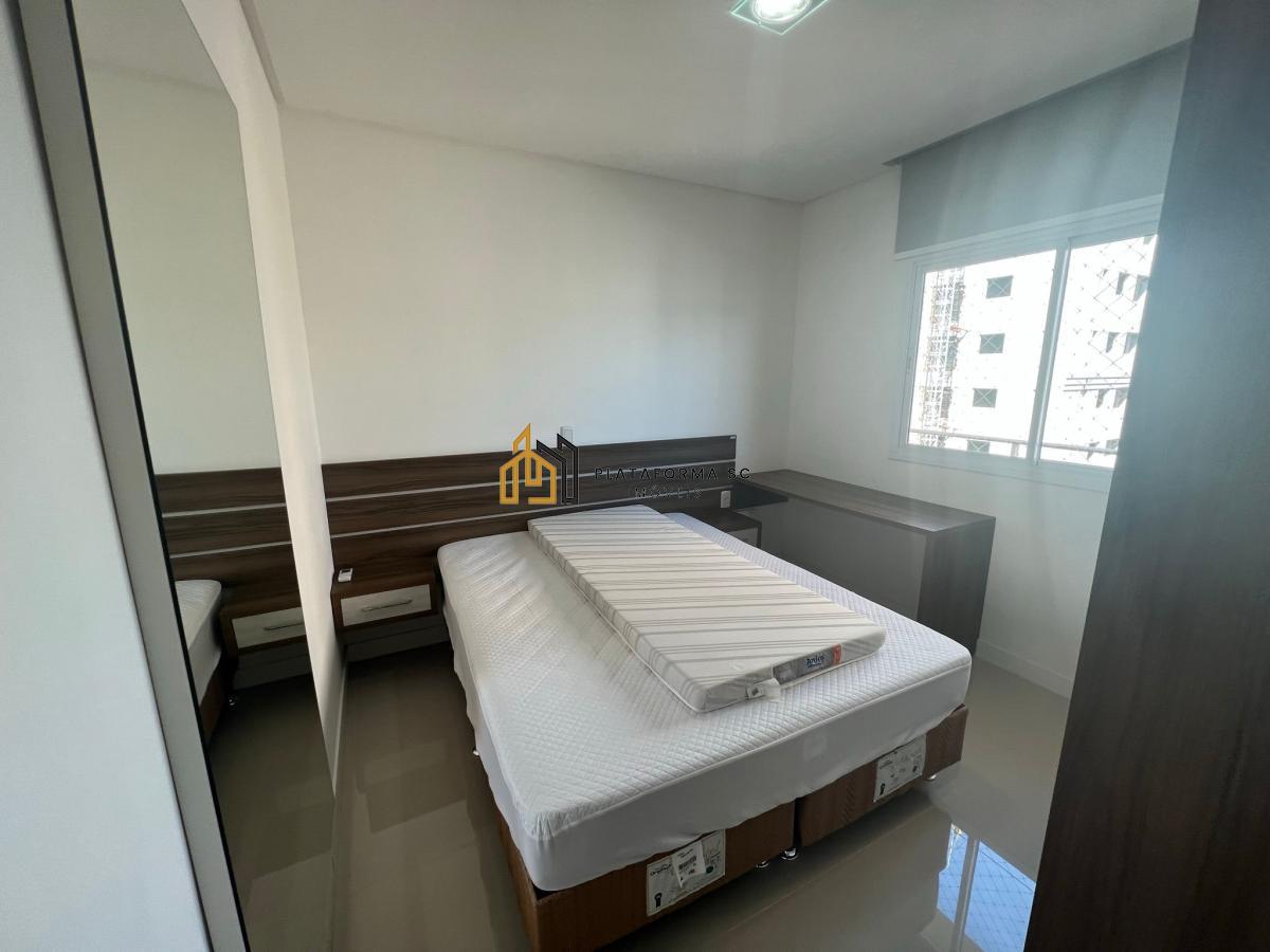 Apartamento à venda com 3 quartos, 134m² - Foto 13