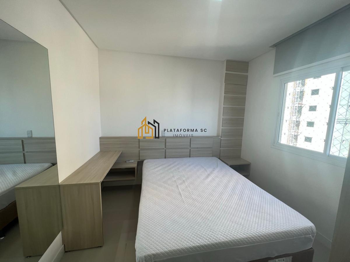 Apartamento à venda com 3 quartos, 134m² - Foto 27