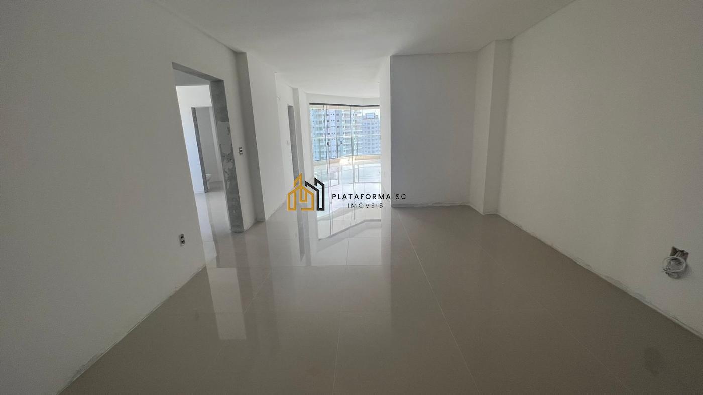 Apartamento à venda com 3 quartos, 138m² - Foto 6