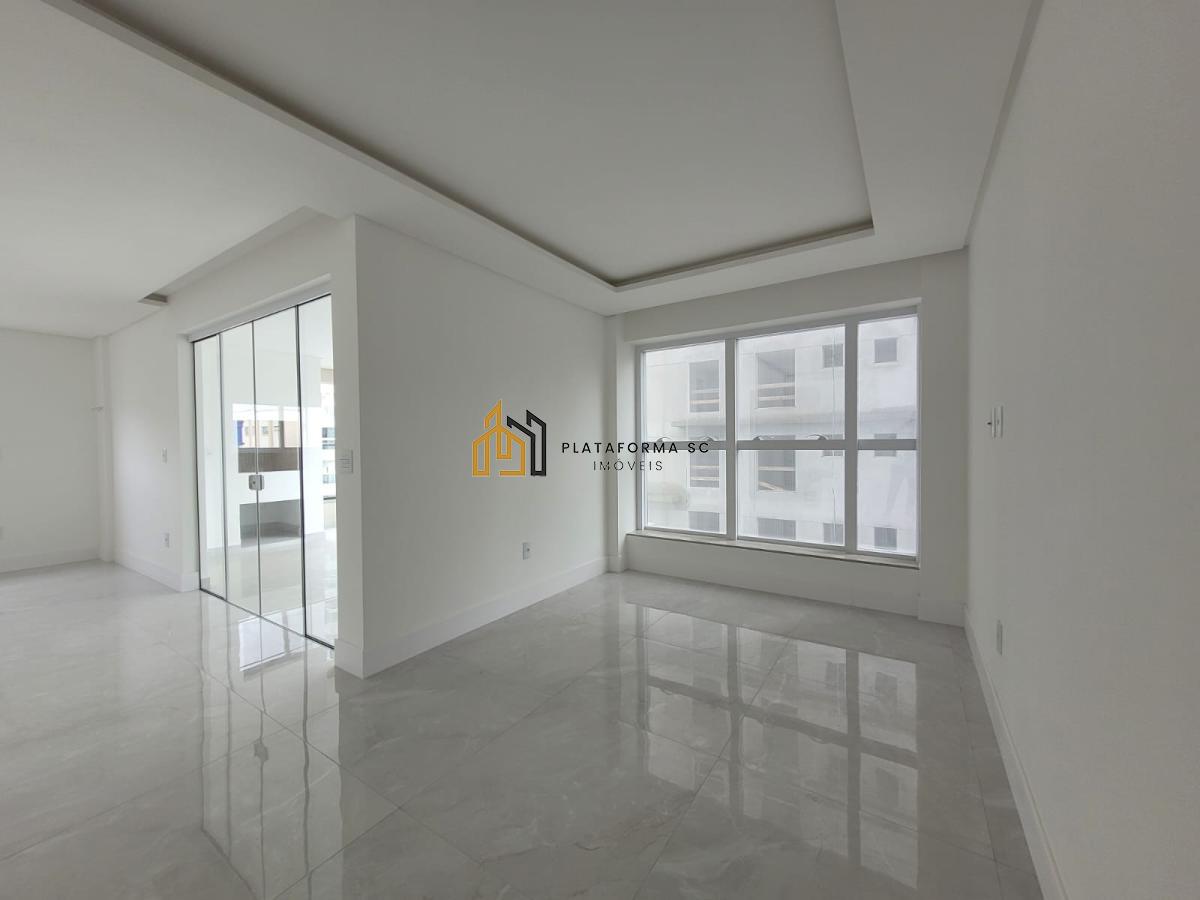 Apartamento à venda com 3 quartos, 116m² - Foto 29