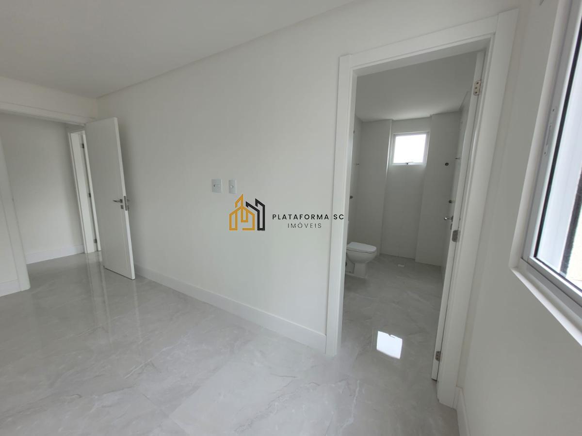 Apartamento à venda com 3 quartos, 116m² - Foto 32