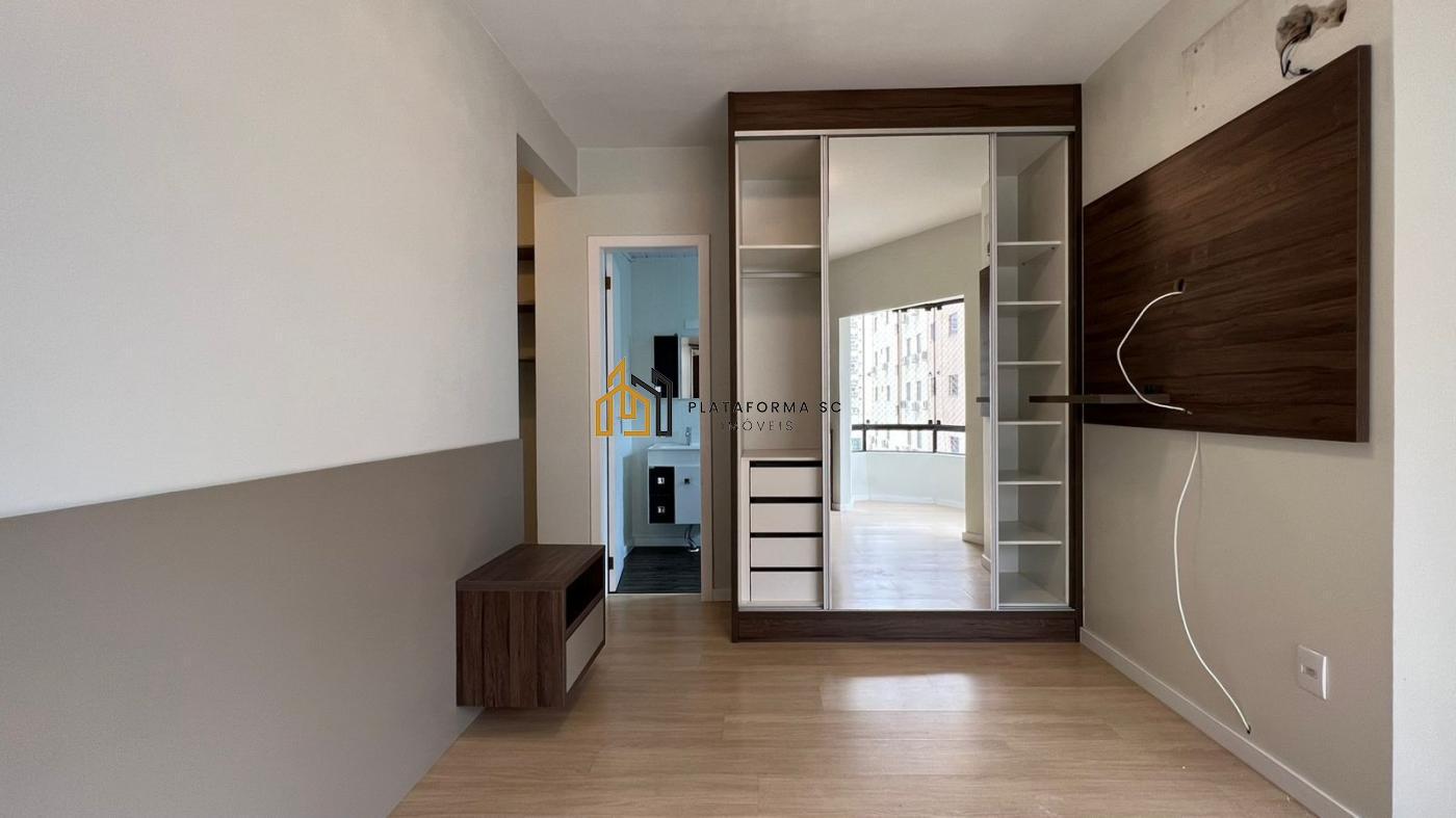 Apartamento à venda com 3 quartos, 138m² - Foto 9