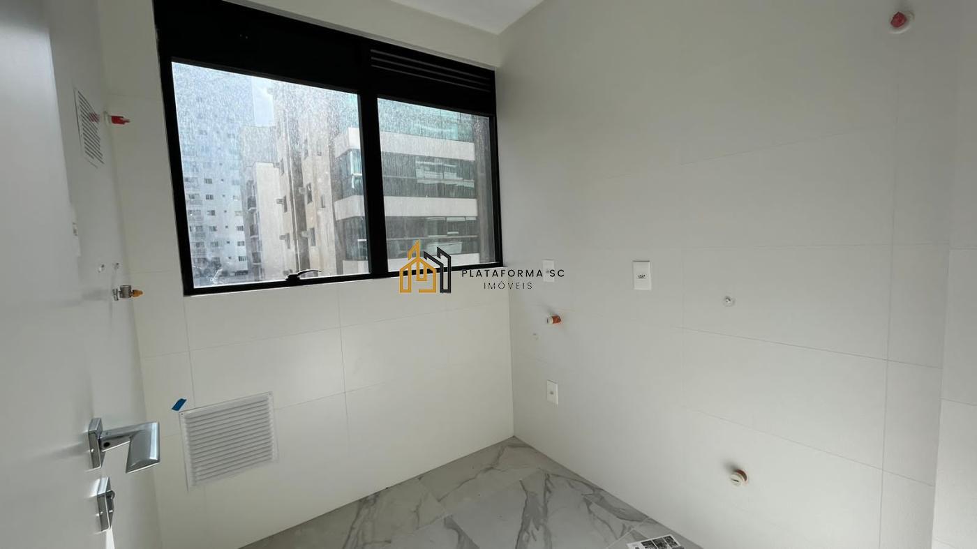 Apartamento à venda com 3 quartos, 126m² - Foto 8