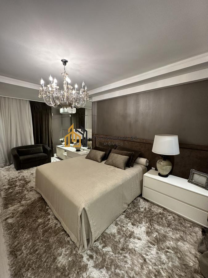 Apartamento à venda com 4 quartos, 273m² - Foto 9