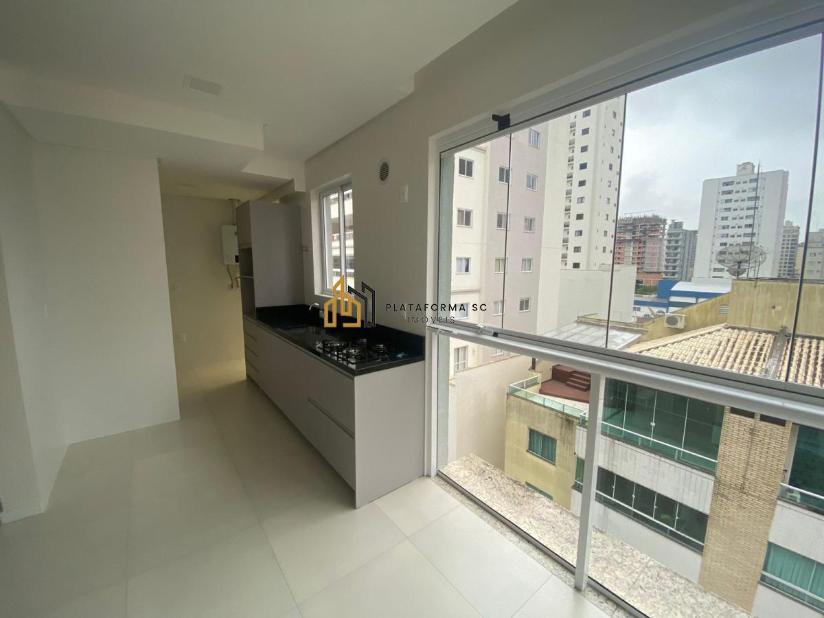 Apartamento à venda com 2 quartos, 68m² - Foto 1