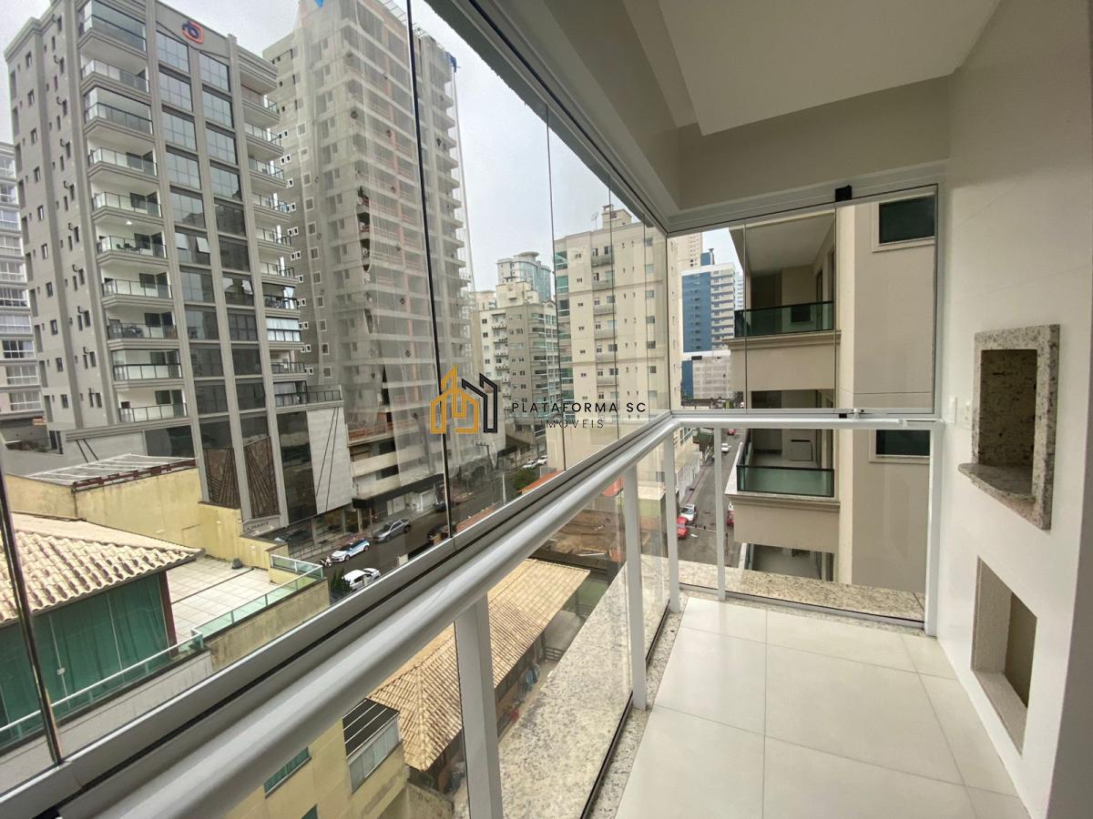 Apartamento à venda com 2 quartos, 68m² - Foto 2