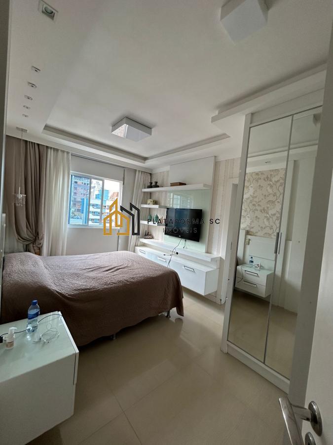 Apartamento à venda com 3 quartos, 202m² - Foto 14