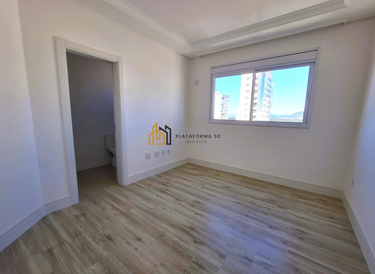 Apartamento à venda com 3 quartos, 124m² - Foto 5