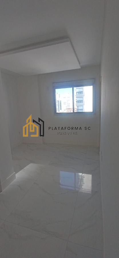 Apartamento à venda com 4 quartos, 254m² - Foto 20