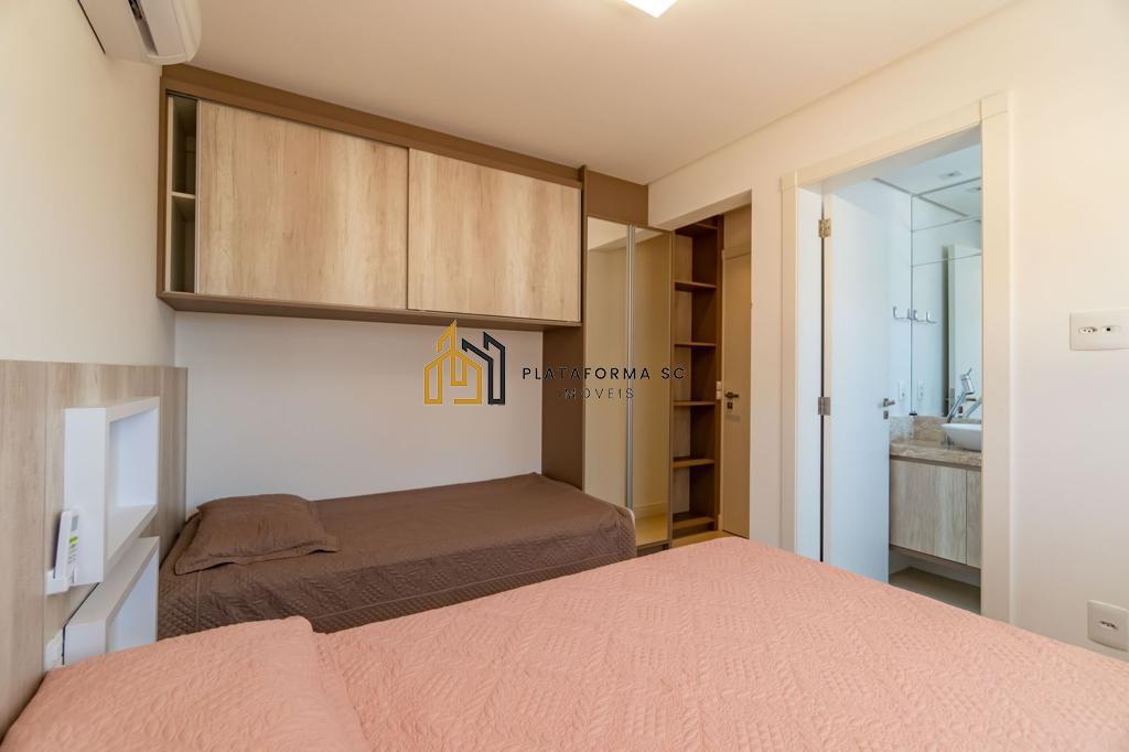 Apartamento à venda com 2 quartos, 80m² - Foto 22