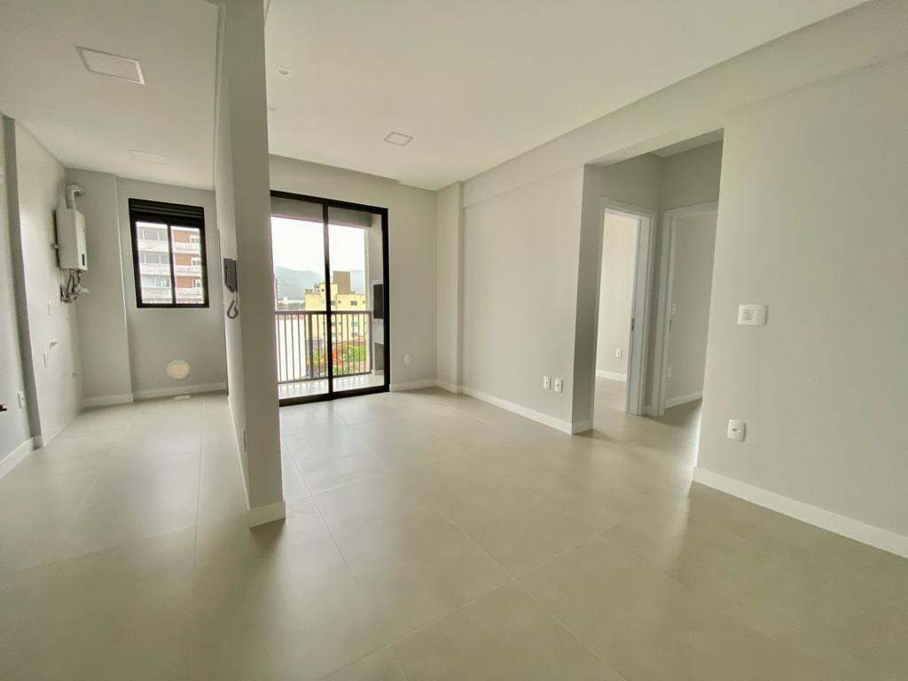 Apartamento à venda com 2 quartos, 63m² - Foto 6