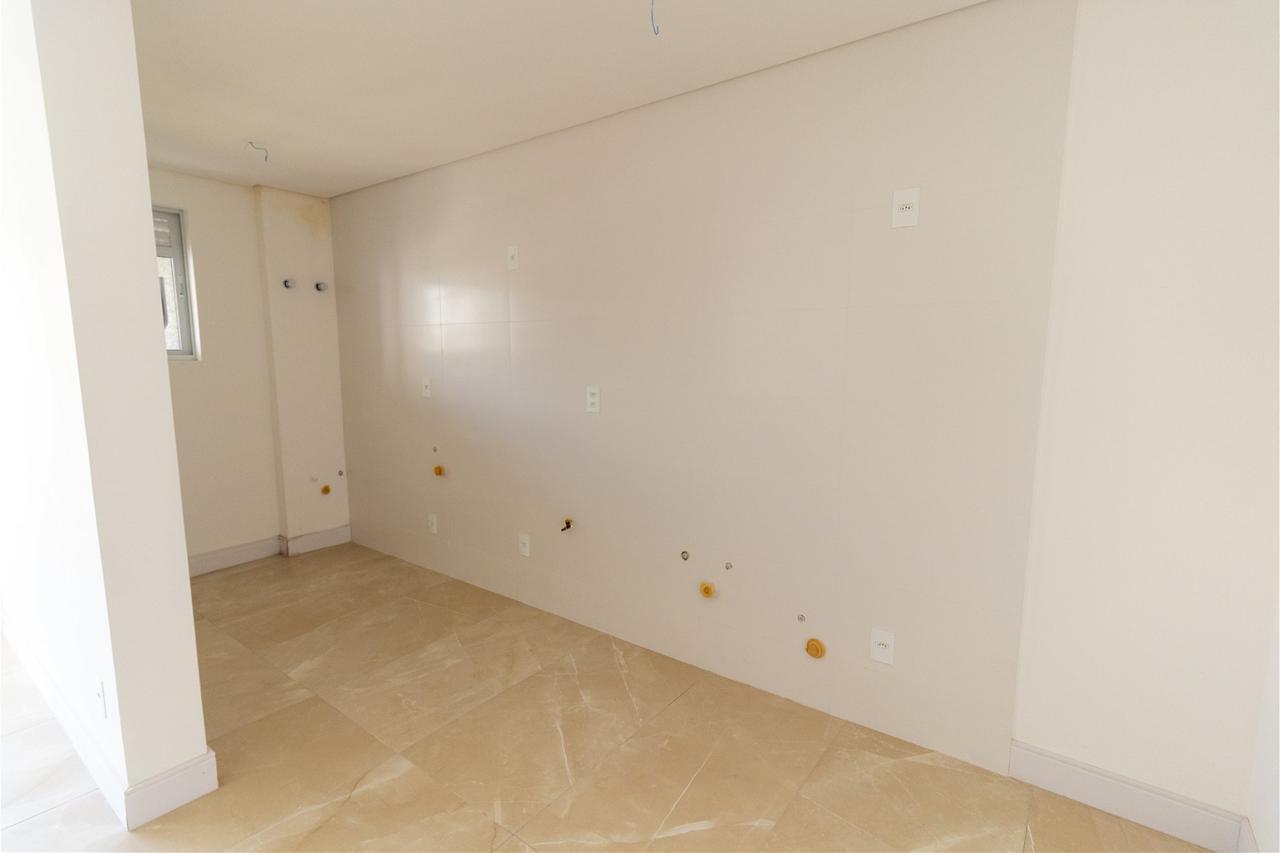 Apartamento à venda com 2 quartos, 78m² - Foto 7