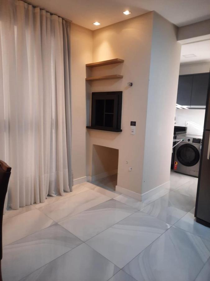 Apartamento à venda com 2 quartos, 76m² - Foto 4