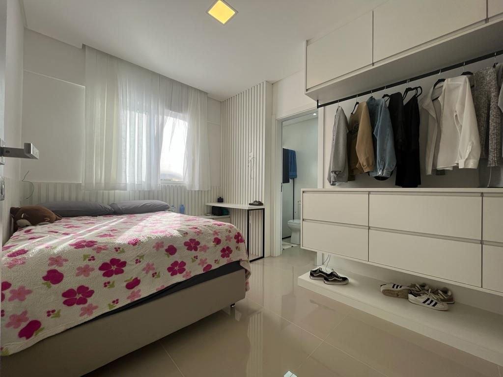 Apartamento à venda com 4 quartos, 146m² - Foto 28