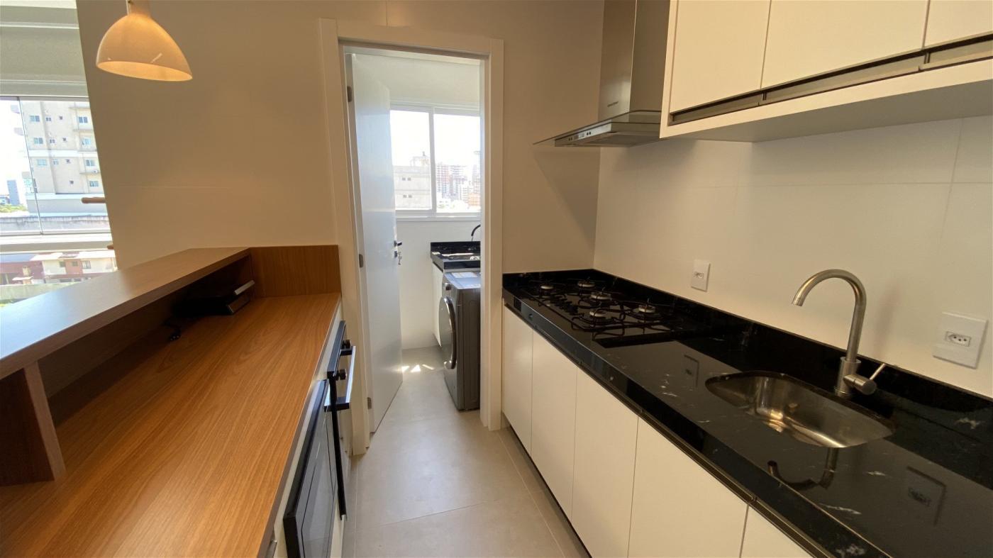 Apartamento à venda com 2 quartos, 81m² - Foto 33