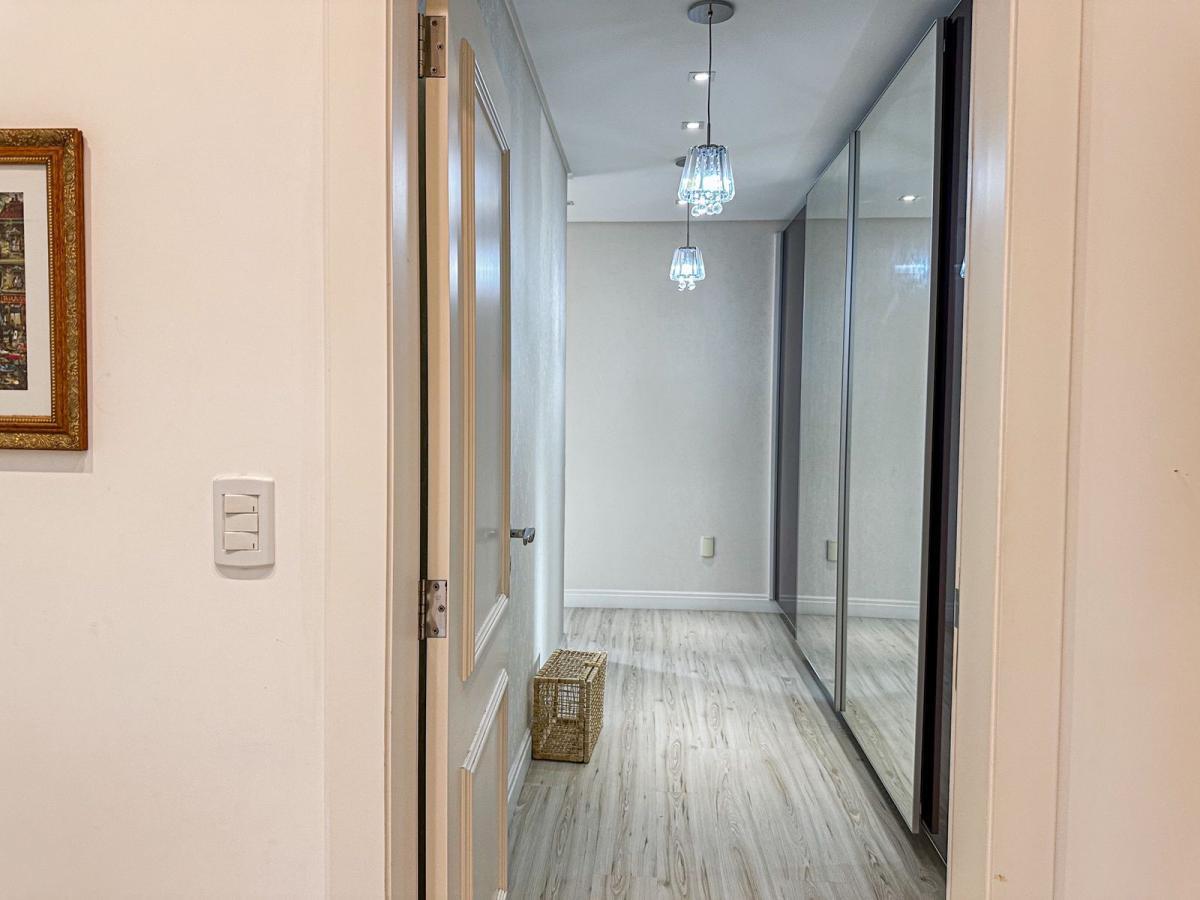 Apartamento à venda com 3 quartos, 179m² - Foto 7