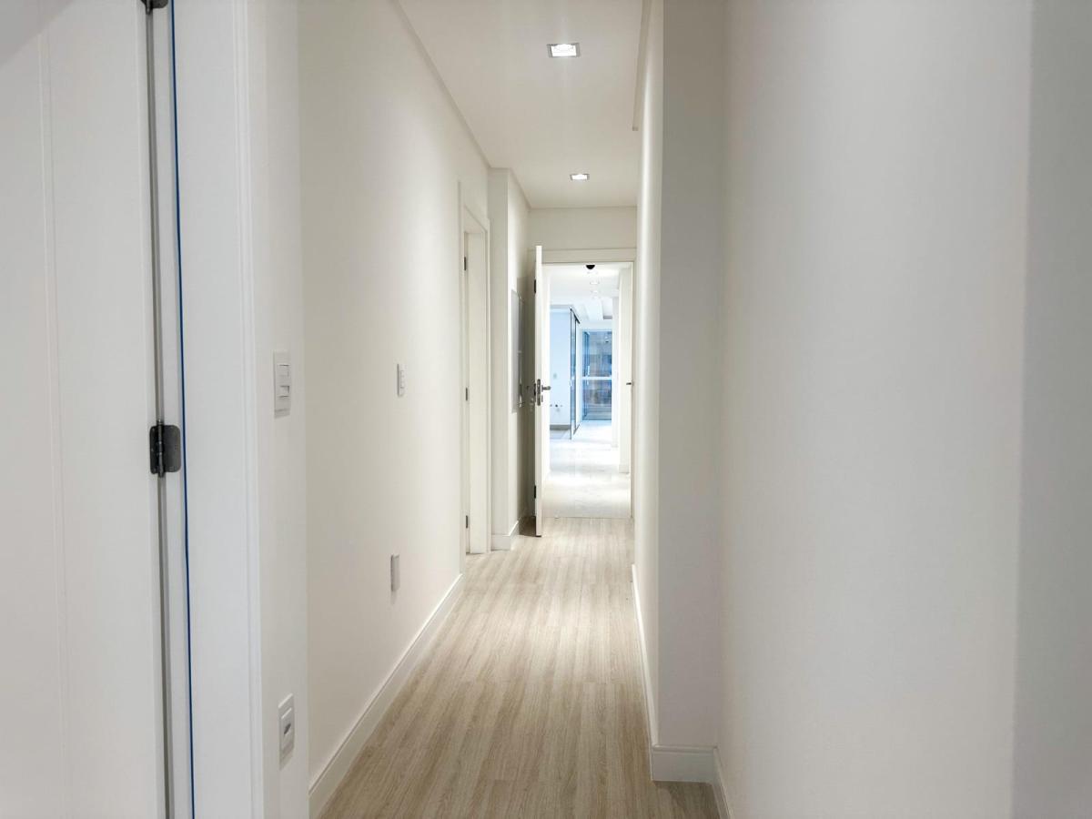 Apartamento à venda com 3 quartos, 141m² - Foto 5