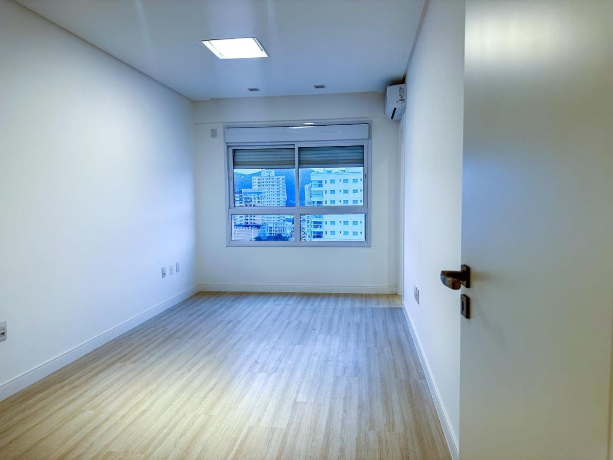 Apartamento à venda com 3 quartos, 141m² - Foto 27