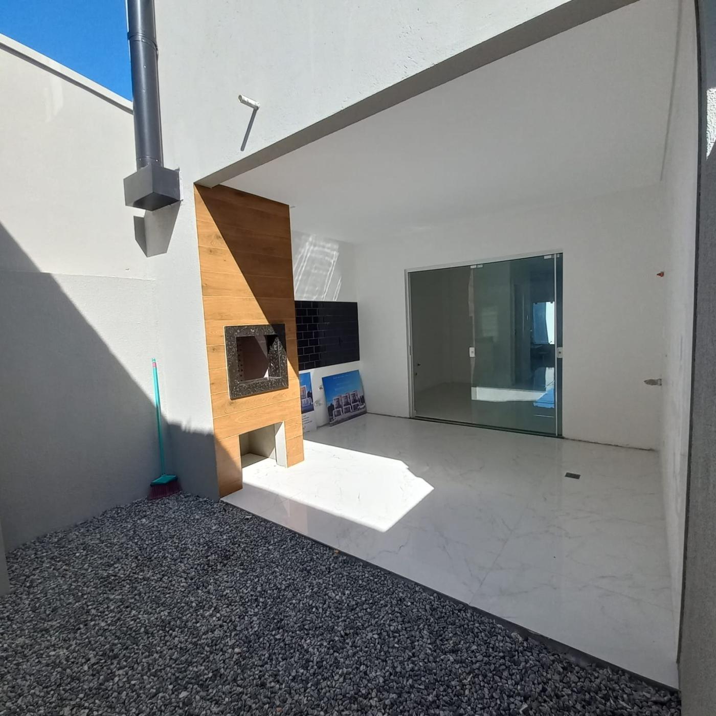 Sobrado à venda com 3 quartos, 100m² - Foto 2