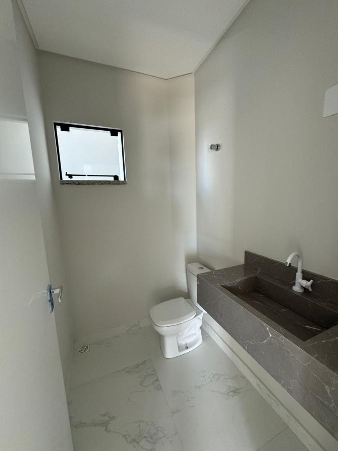 Apartamento à venda com 2 quartos, 77m² - Foto 1