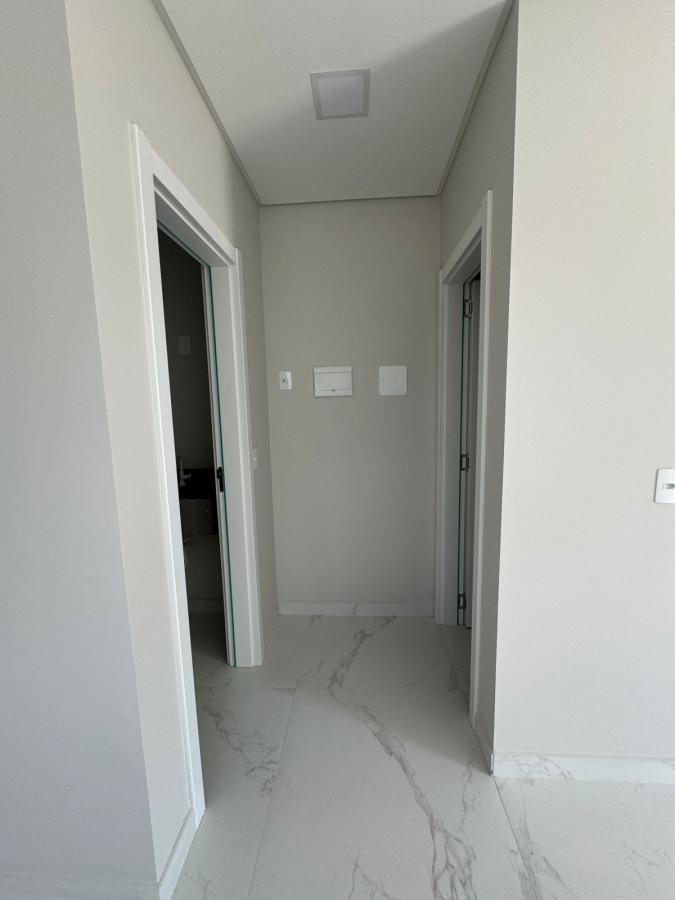 Apartamento à venda com 2 quartos, 77m² - Foto 23