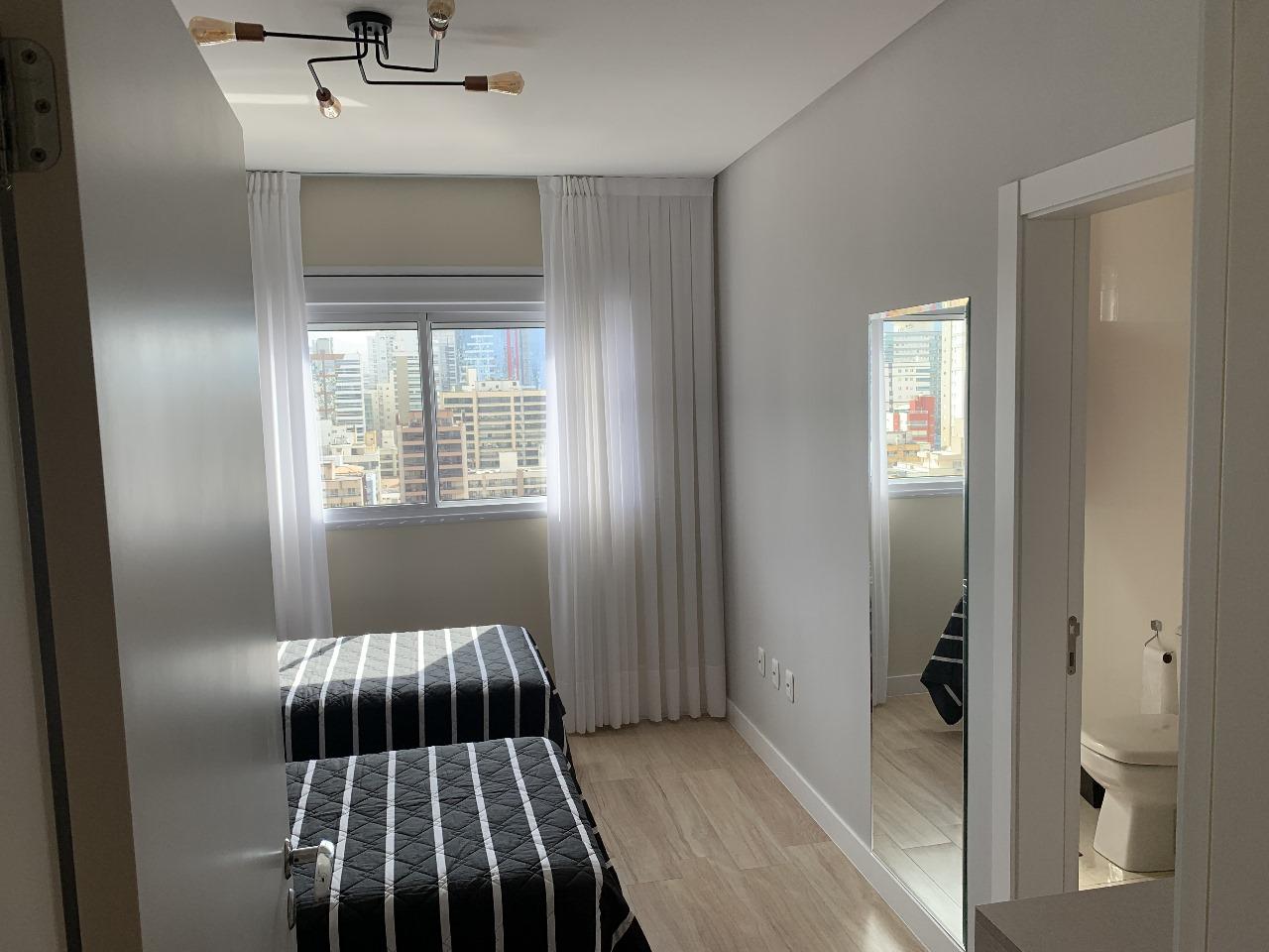 Apartamento à venda com 3 quartos, 185m² - Foto 16